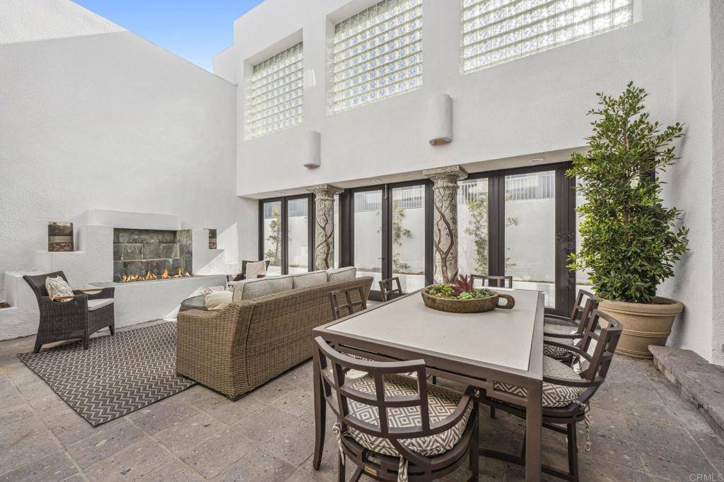 Del Mar, CA 92014,1716 Ocean Front