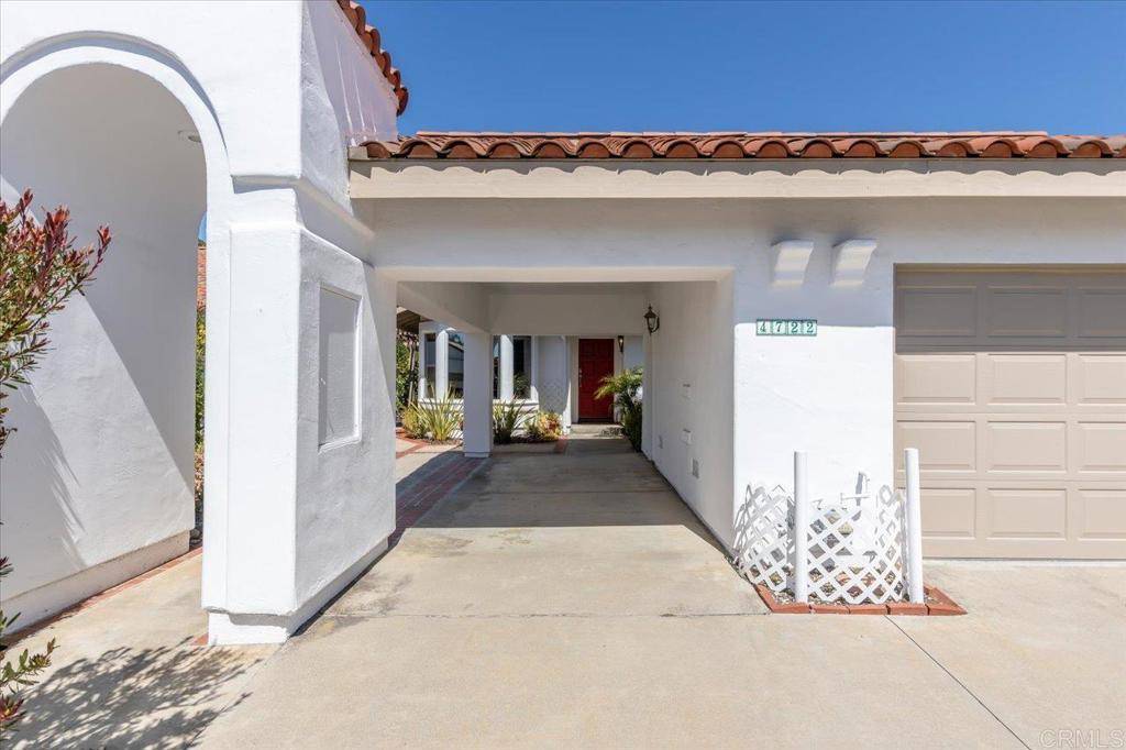 Oceanside, CA 92056,4722 Collinos Way
