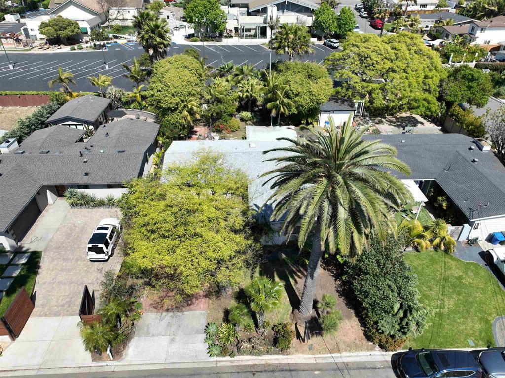 Encinitas, CA 92024,939 Avenida De San Clemente