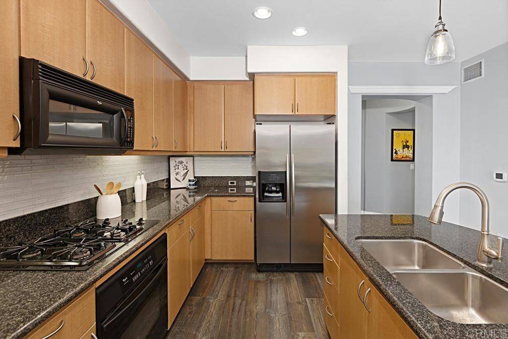 San Diego, CA 92108,8275 Station Village Ln #3311