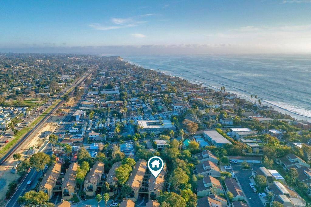 Encinitas, CA 92024,1680 N Coast Highway 101 #27