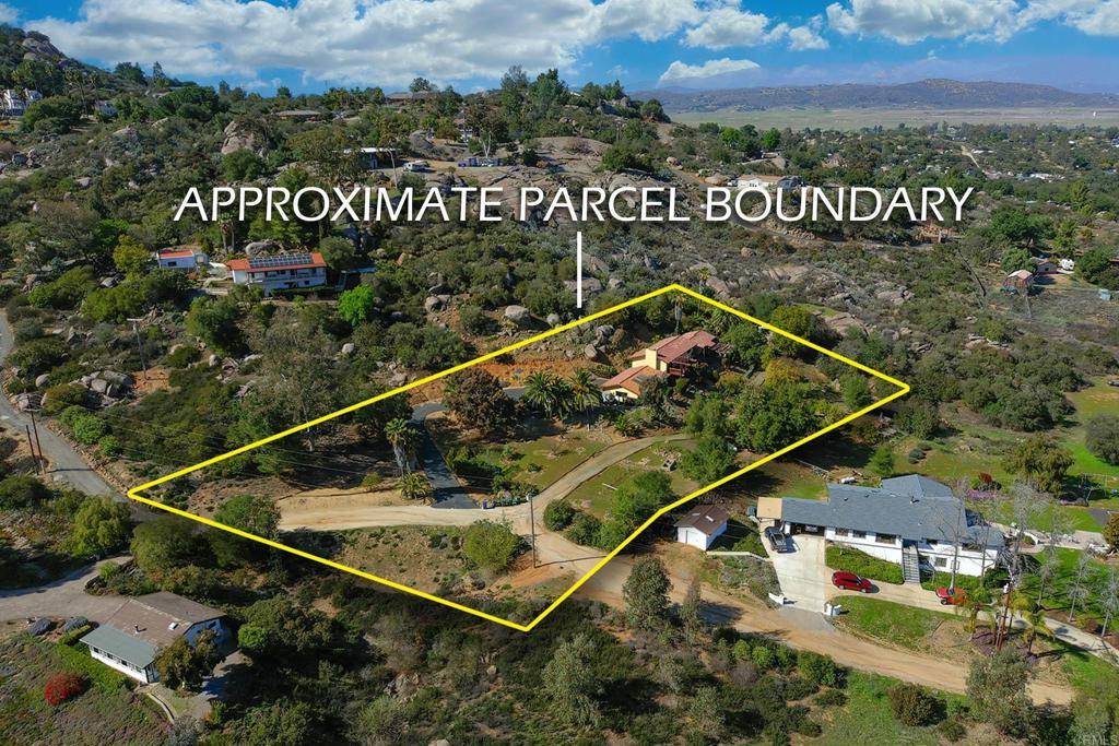 Ramona, CA 92065,15852 Thomas Paine DR