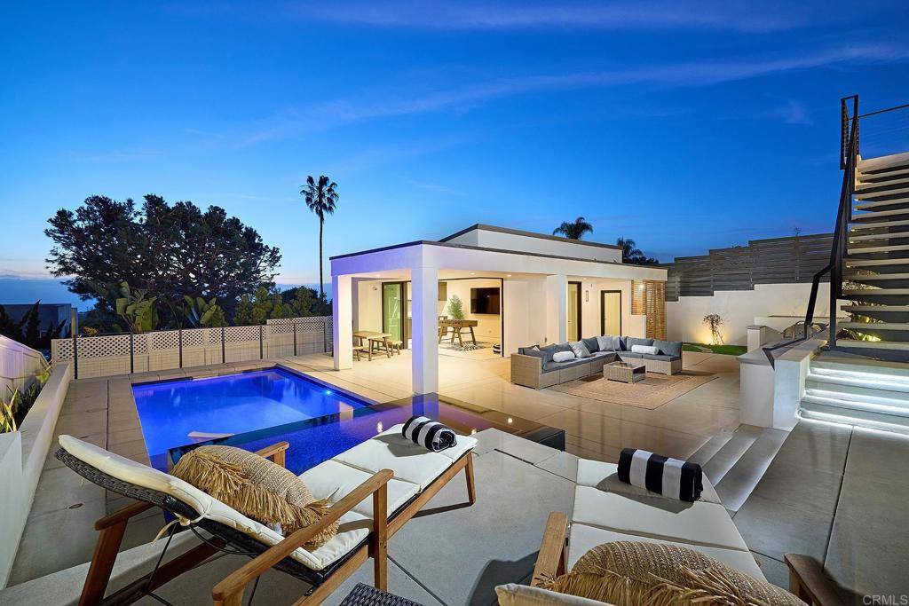 537 N Granados AVE Solana Beach, CA 92075