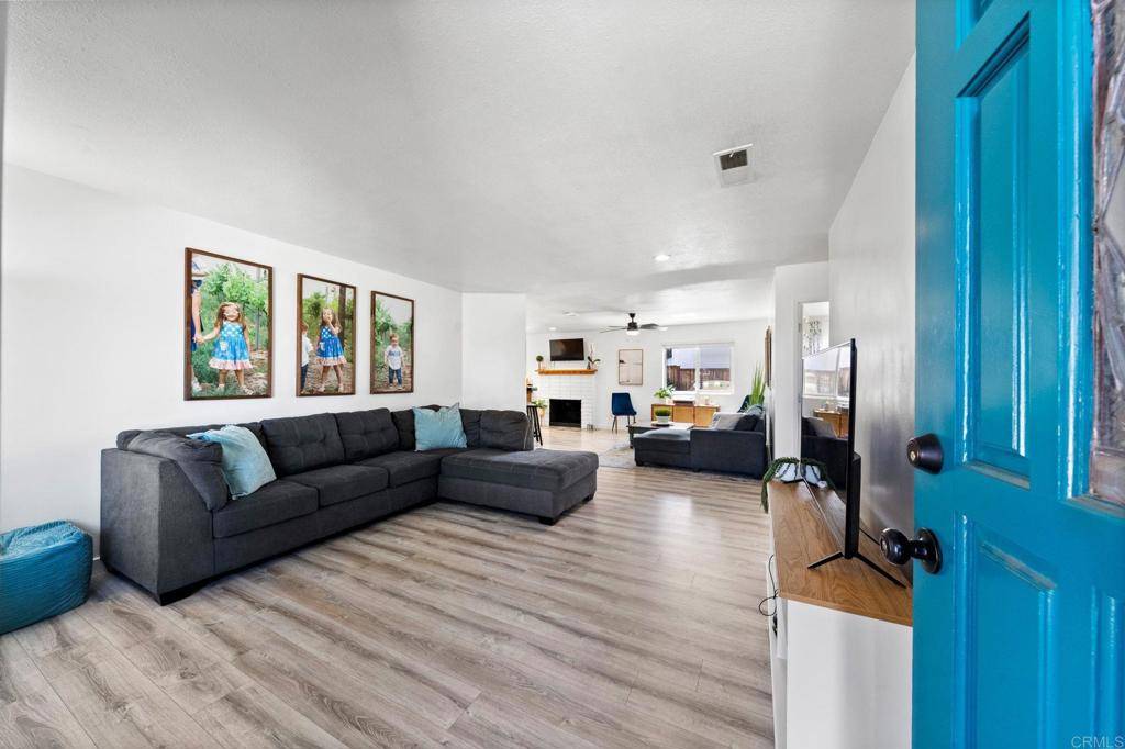 Poway, CA 92064,12805 Soule ST