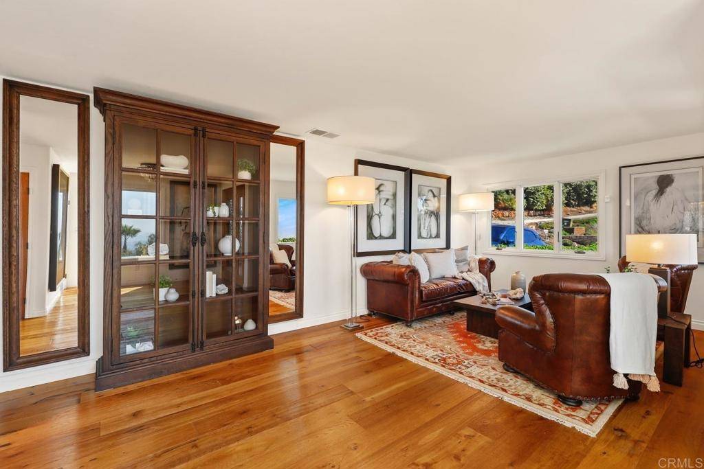 Vista, CA 92084,3698 Camino De Las Lomas