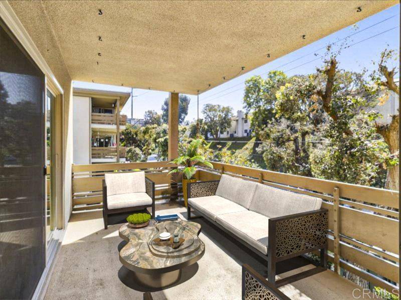 San Diego, CA 92110,4012 Valeta #295