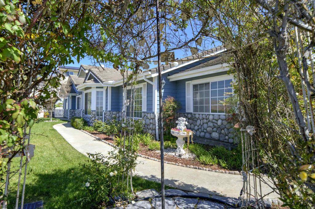 Vista, CA 92083,223 Presley Place