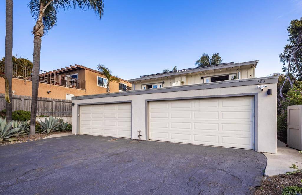 Encinitas, CA 92024,303 305 Sanford ST