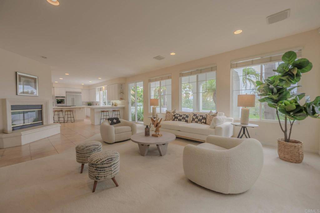 Carlsbad, CA 92011,1370 Cassins ST