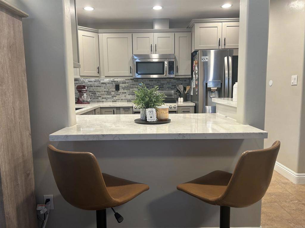 Carmel Valley, CA 92130,3546 Voyager CIR