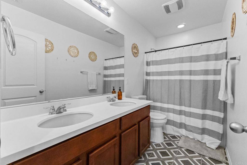 36238 Trail Creek CIR Wildomar, CA 92595