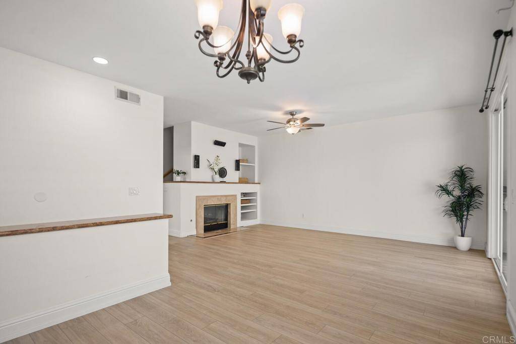 12726 VIA NIEVE San Diego, CA 92130