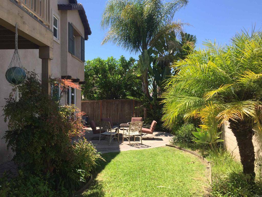 Oceanside, CA 92057,1049 Boulder PL