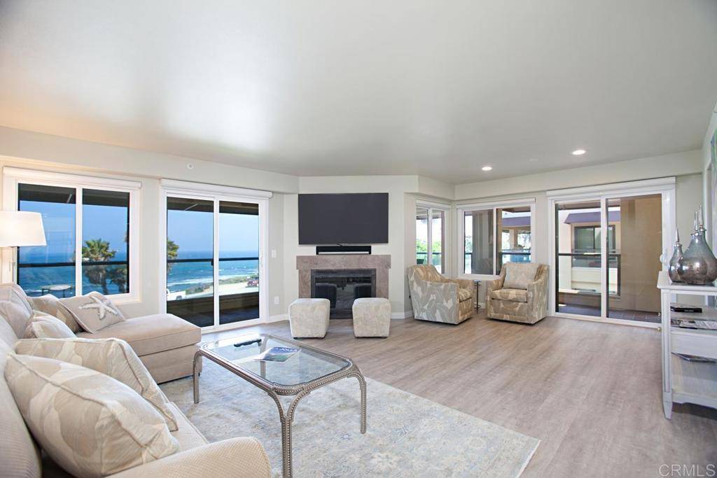 La Jolla, CA 92037,333 Coast BLVD #7