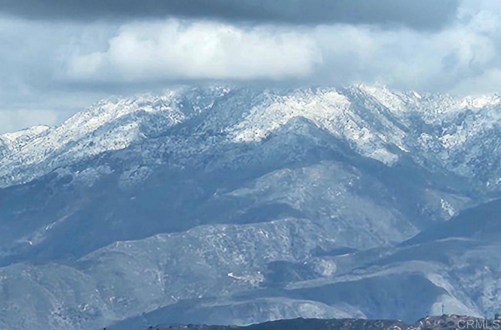Escondido, CA 92026,W Meadow Glen WAY