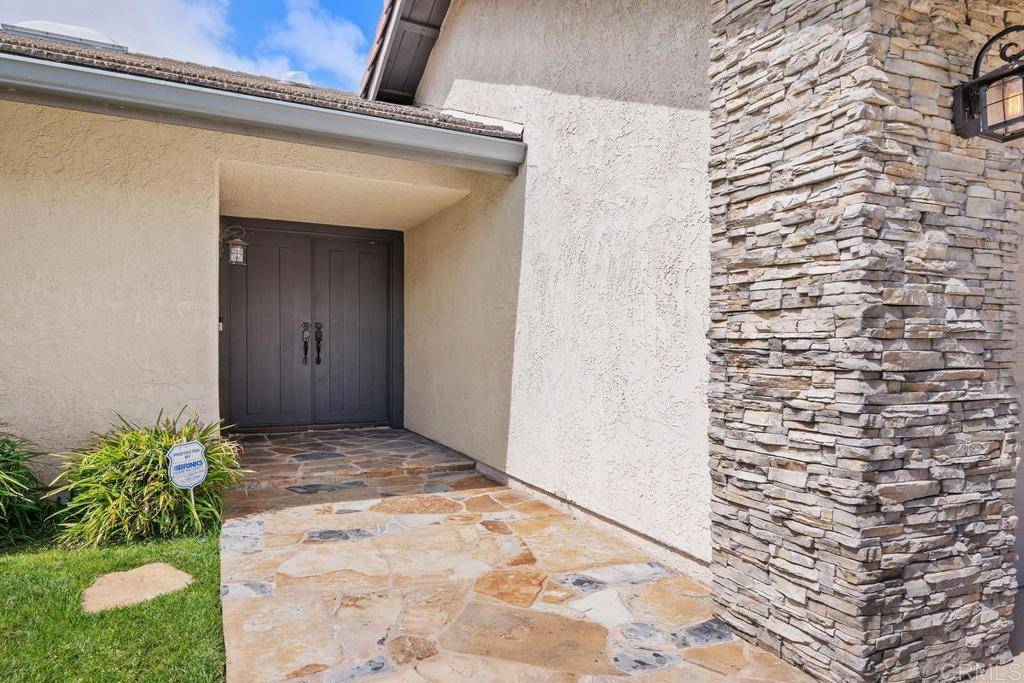 Carlsbad, CA 92009,7707 Garboso PL