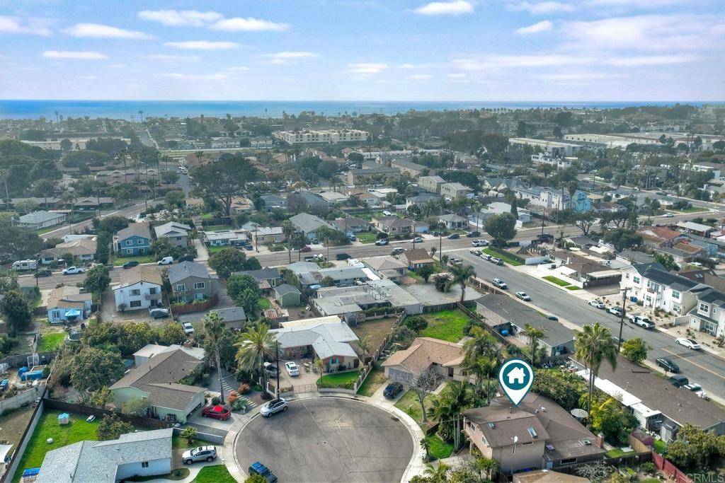 Carlsbad, CA 92008,790 Avocado LN