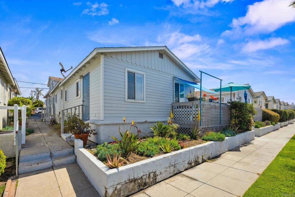 Oceanside, CA 92054,920 S Pacific ST