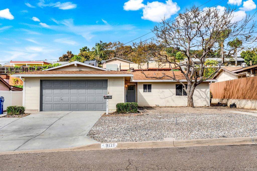 Santee, CA 92071,9121 Heatherdale ST