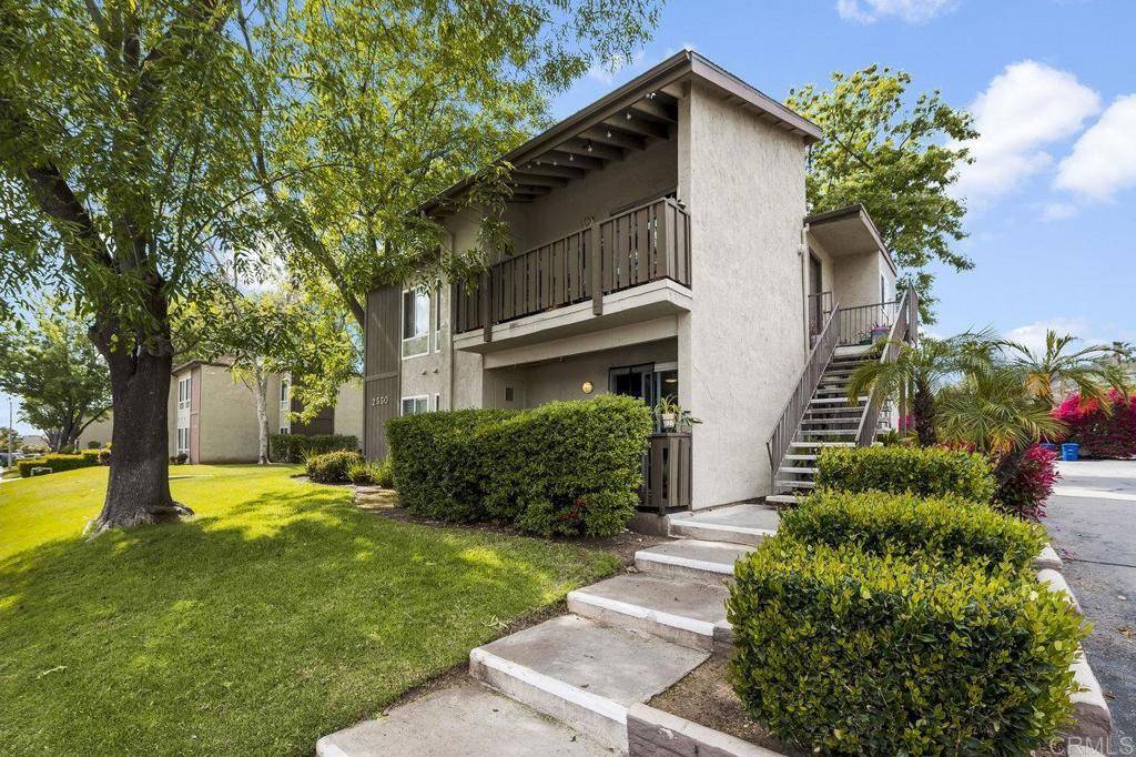 Escondido, CA 92027,2550 White Oak PL #1