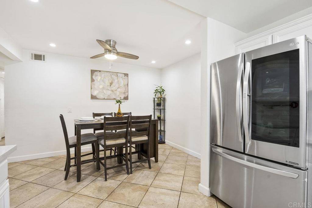 Escondido, CA 92027,2550 White Oak PL #1