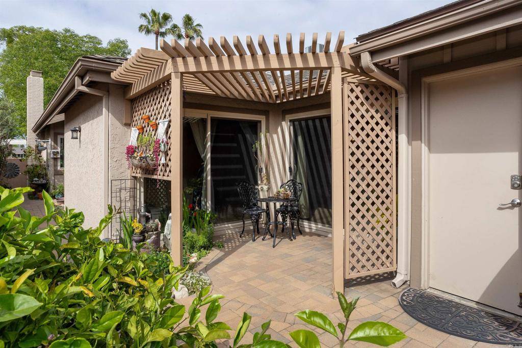 San Marcos, CA 92078,1564 Via Brisa Del Lago