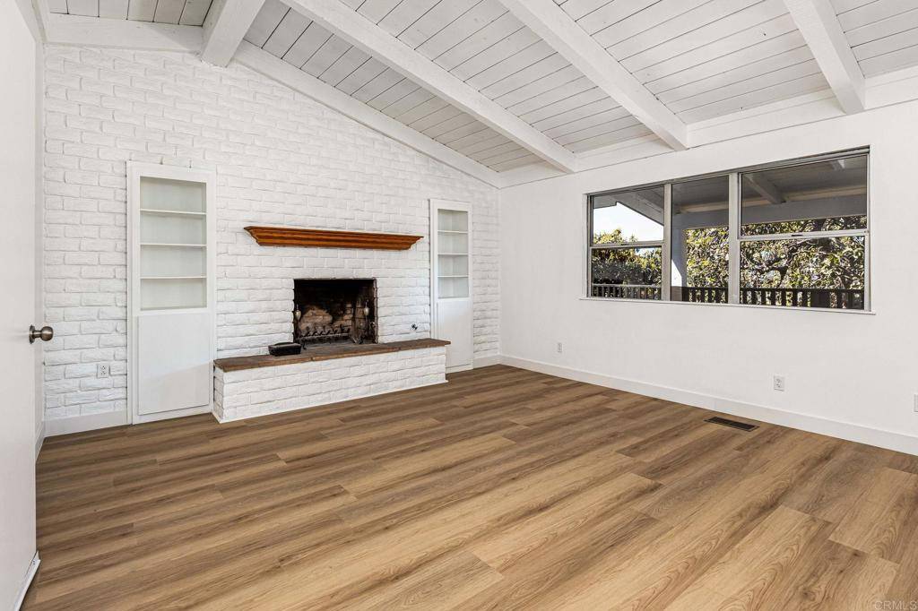 Escondido, CA 92026,1523 Nob Hill DR
