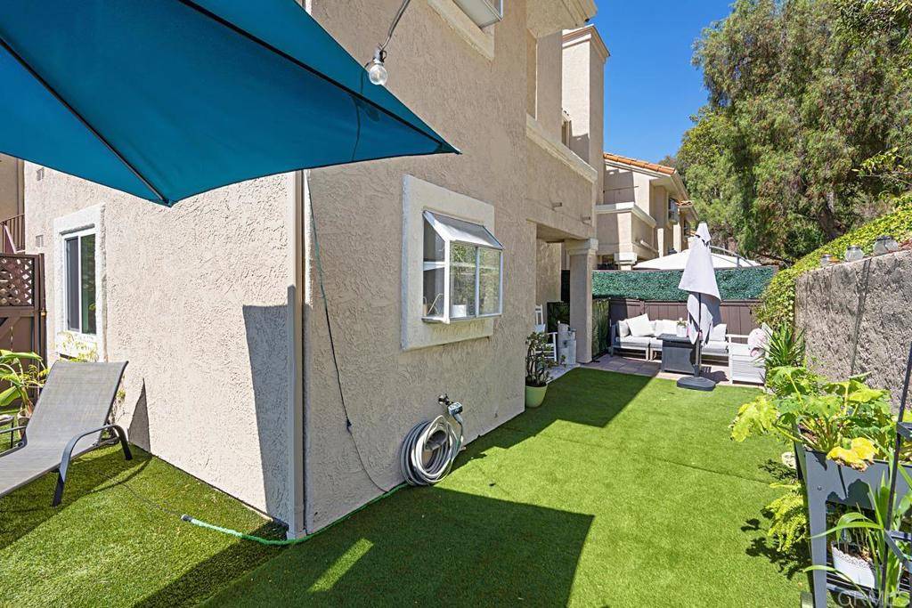 Oceanside, CA 92056,900 Sea Cliff Way #905