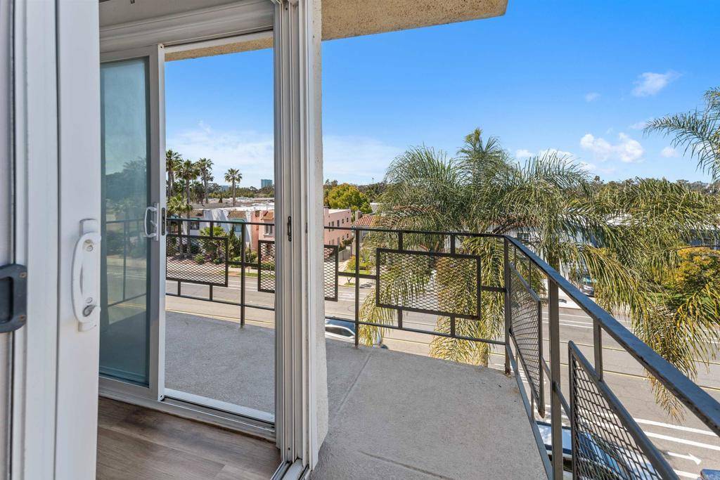 San Diego, CA 92103,3421 Park BLVD #401