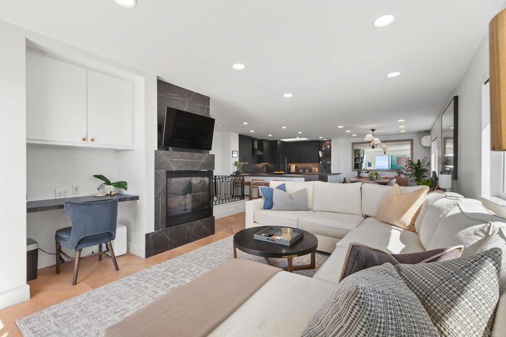 Cardiff By The Sea, CA 92007,1923 San Elijo AVE #4