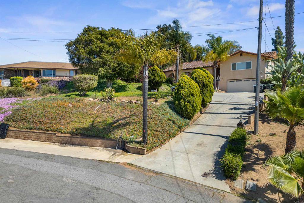 Escondido, CA 92026,1168 Avocado AVE