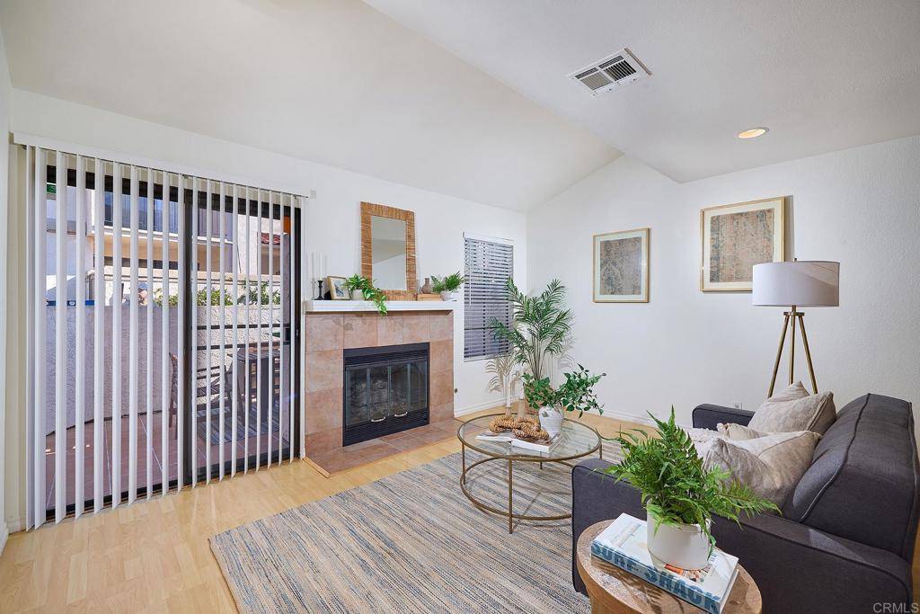 San Diego, CA 92122,7638 Palmilla DR #115