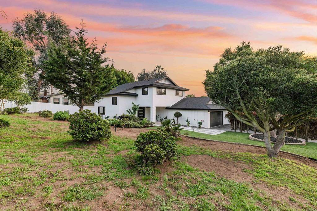Encinitas, CA 92024,475 Parkwood LN