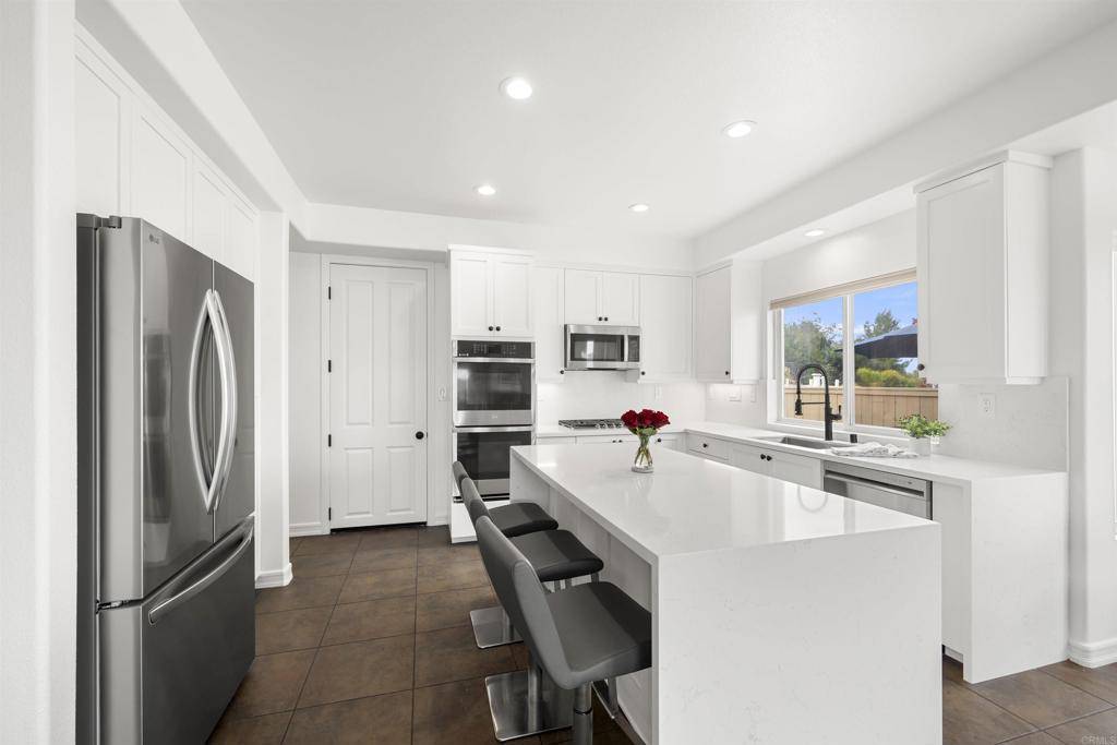 6356 Camino Largo San Diego, CA 92120
