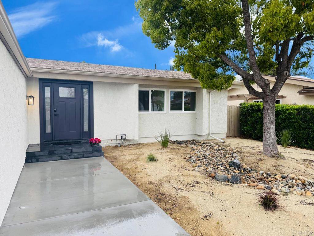 Santee, CA 92071,9134 Inverness RD