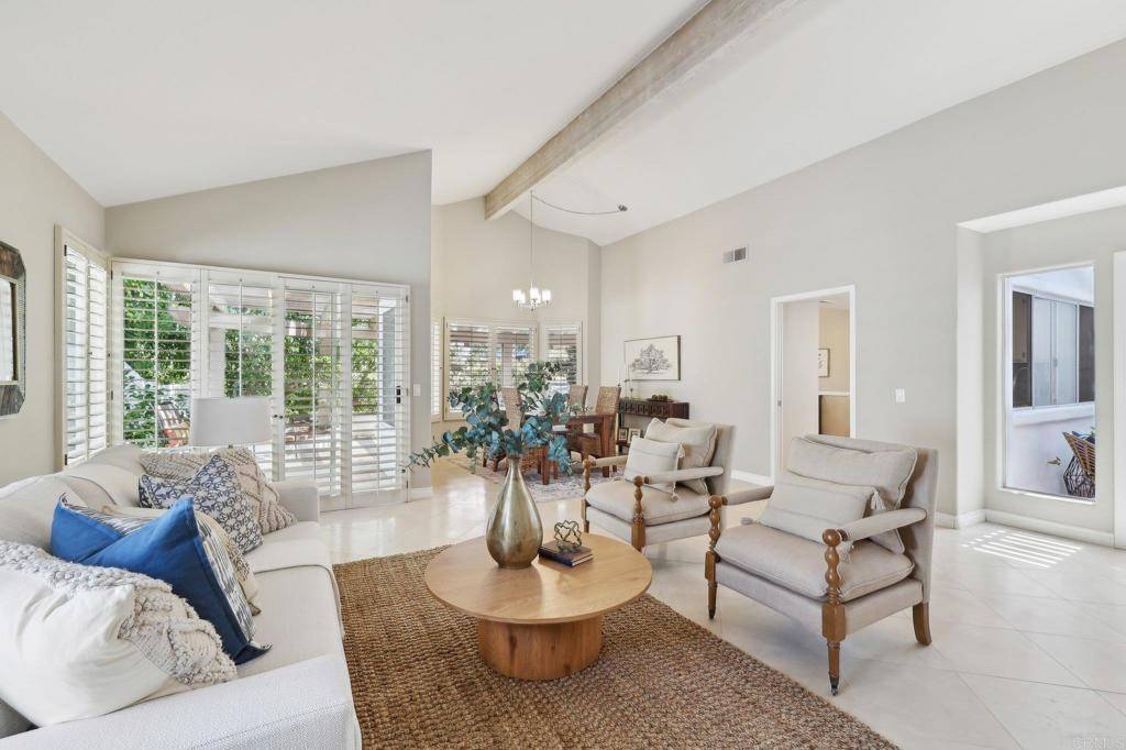Oceanside, CA 92056,4946 Alicante WAY