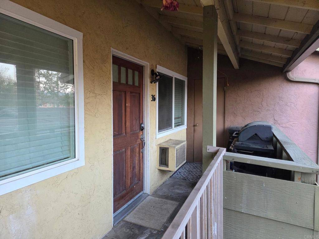Escondido, CA 92027,2041 E Grand AVE #36