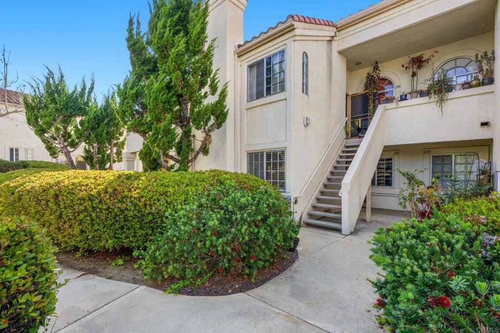 Vista, CA 92081,750 Breeze Hill #129