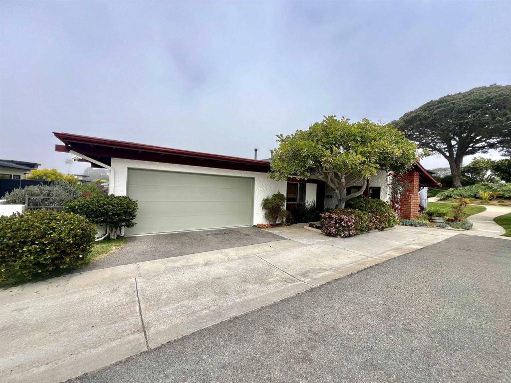 Solana Beach, CA 92075,730 W Solana Circle