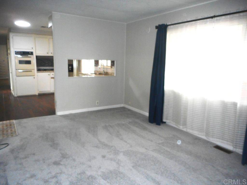 Escondido, CA 92027,211 N Citrus AVE #135