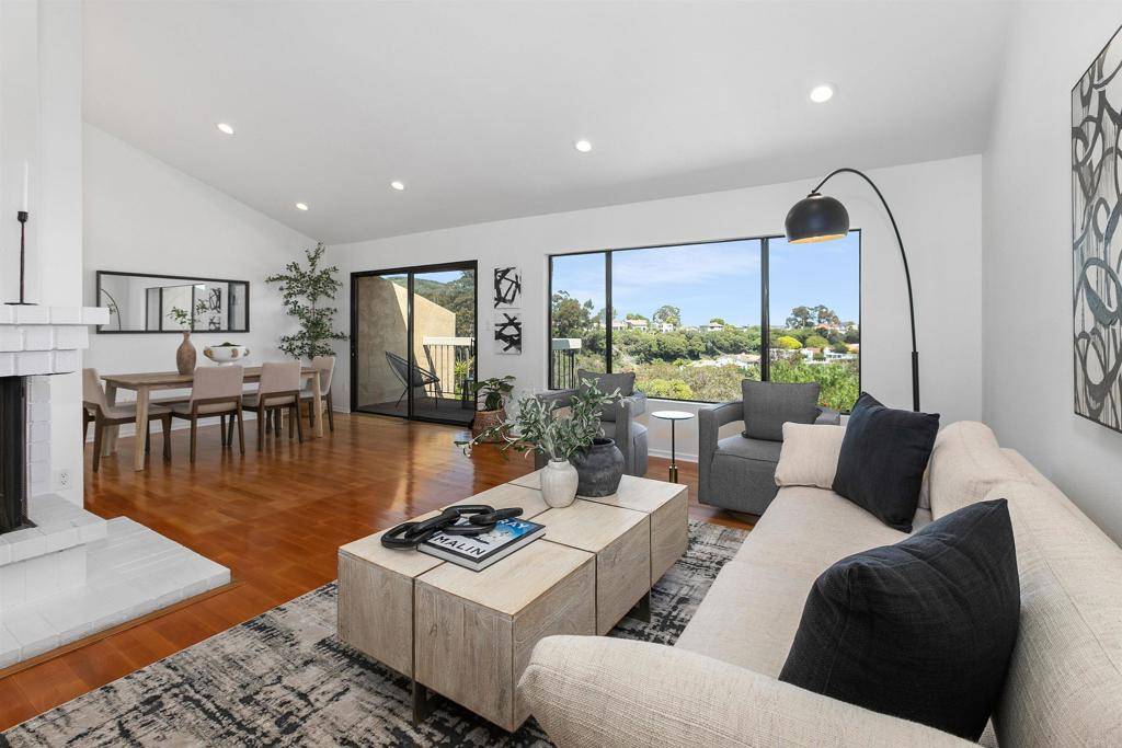 La Jolla, CA 92037,6635 Caminito Scioto