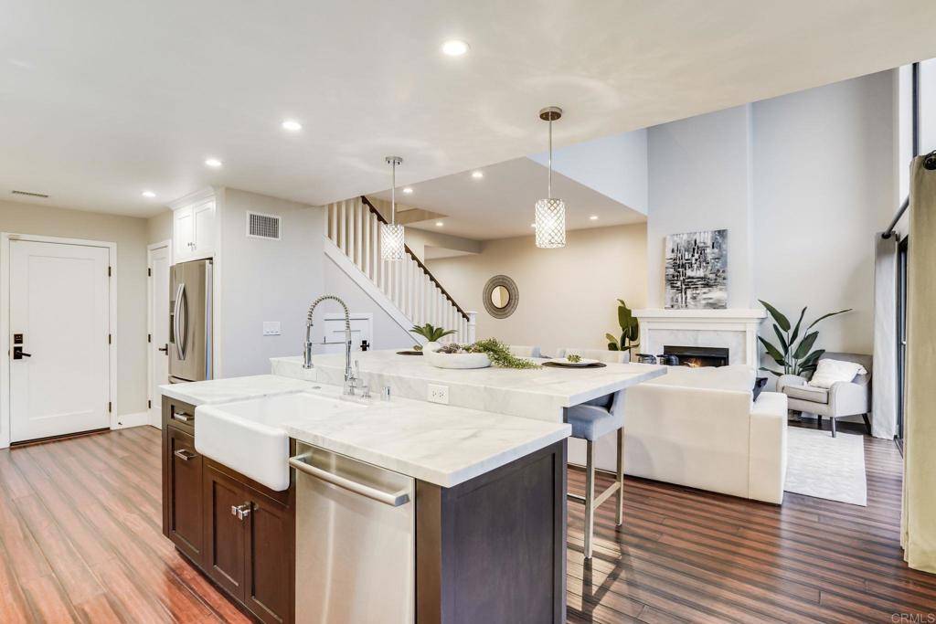 Solana Beach, CA 92075,1032 Santa Helena Park CT