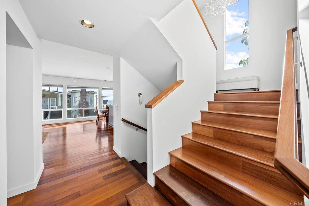 202 Liszt AVE Cardiff By The Sea, CA 92007
