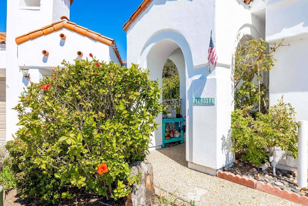 Oceanside, CA 92056,4604 Zamora Way