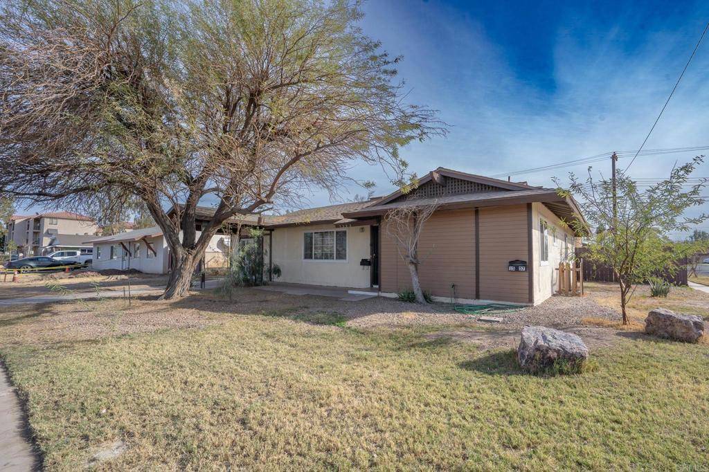 El Centro, CA 92243,1555 Ross AVE