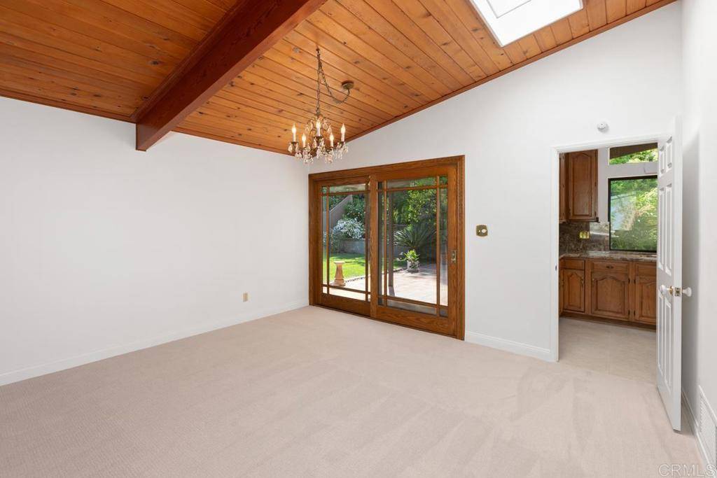 La Jolla, CA 92037,8456 Sugarman DR
