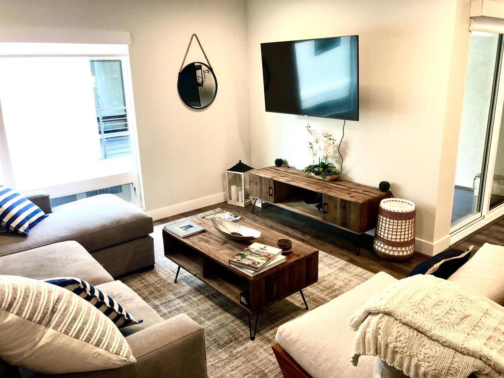 Oceanside, CA 92054,1903 S Myers #3