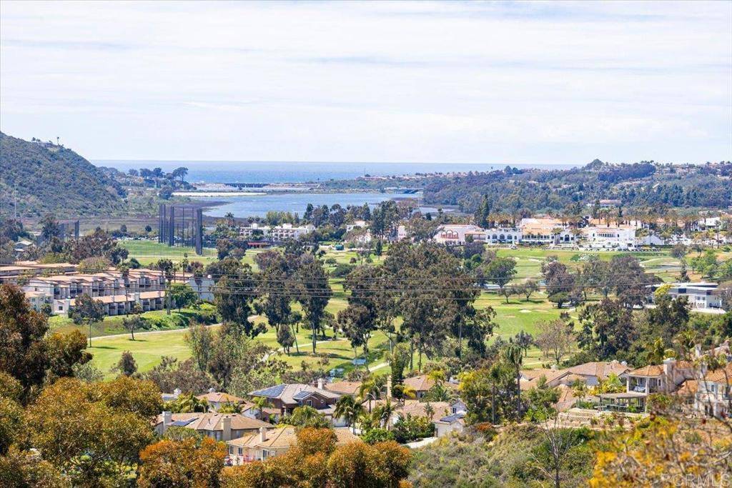 Carlsbad, CA 92009,3111 CALLE FUEGO