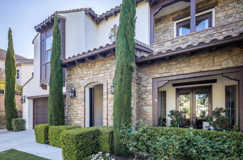 Carlsbad, CA 92009,3240 Sitio Tortuga