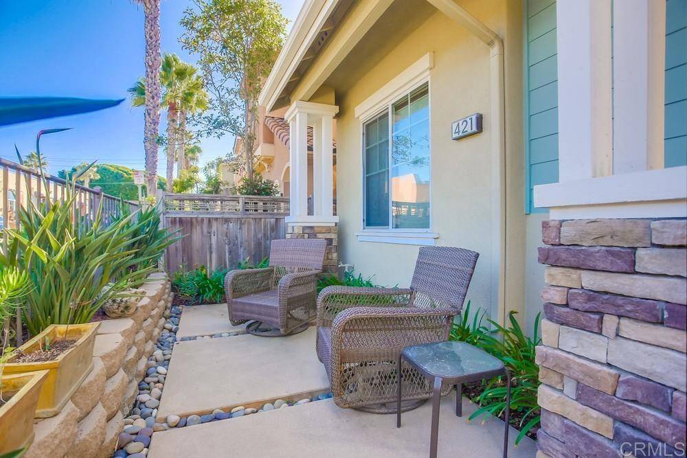 Solana Beach, CA 92075,421 N Cedros Ave